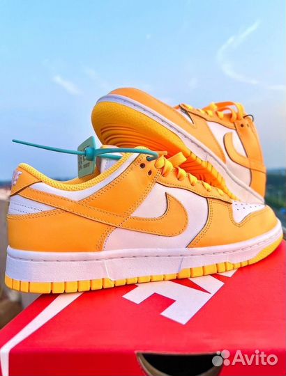 Nike Dunk Low «Laser Orange»