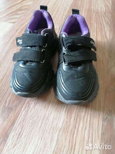 Кроссовки для девочки 28 размер