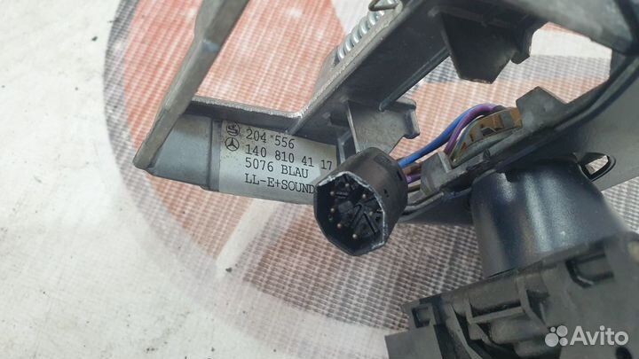 Механизм зеркала заднего вида на Mercedes W140