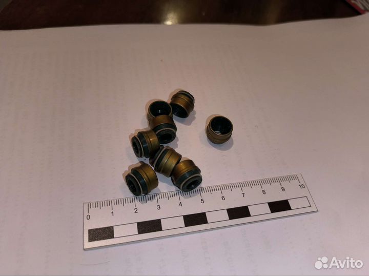 Маслосьемные колпачки Skoda Octavia