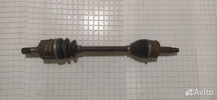 Полуось передняя левая Kia Rio