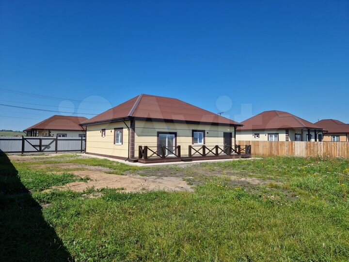 Коттедж 165 м² на участке 10 сот.