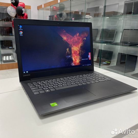 Игровой ноутбук Lenovo
