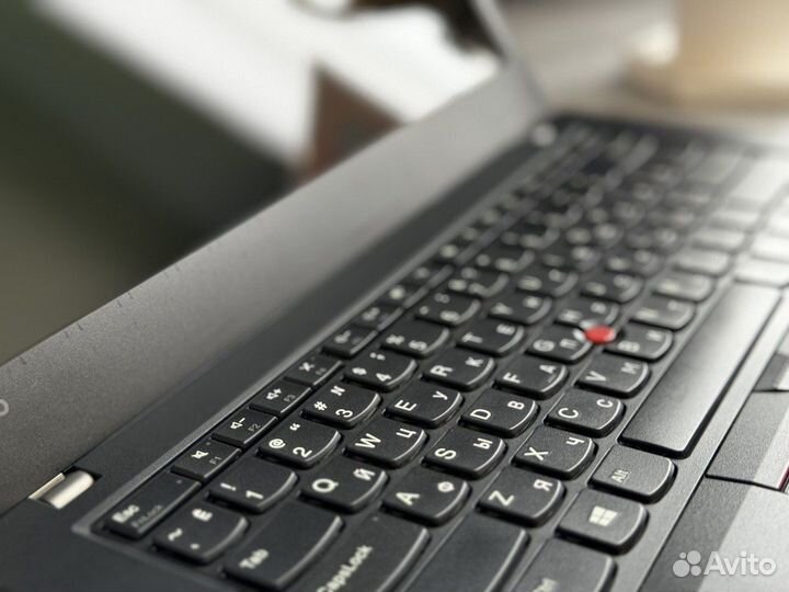 Мощный ноутбук как новый 14 FHD