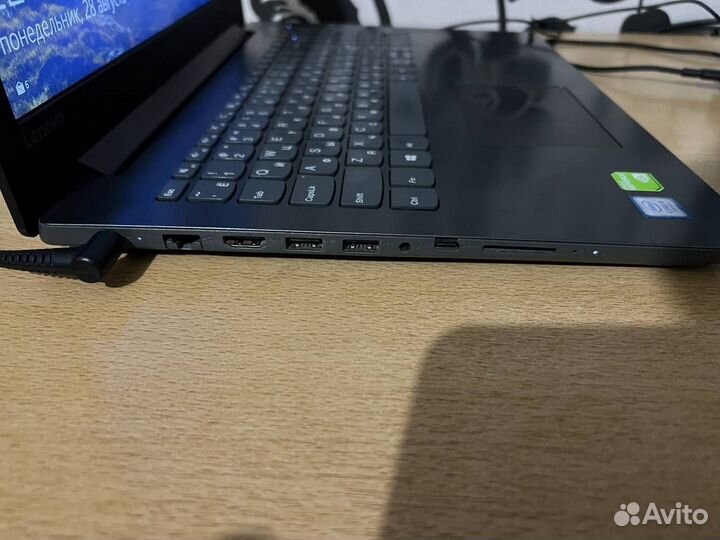 Ноутбук Lenovo ideapad 320-15IKB