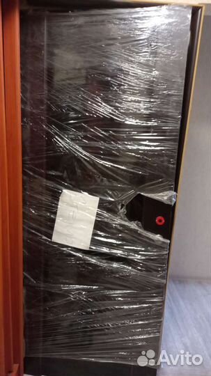 Продам дверь межкомнатую 80200. 1шт