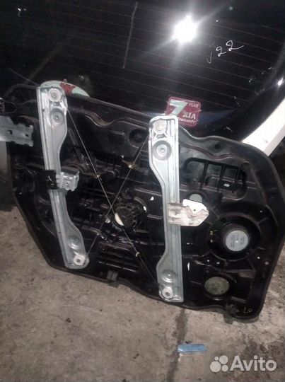 Стеклоподьемник передний правый kia ceed JD