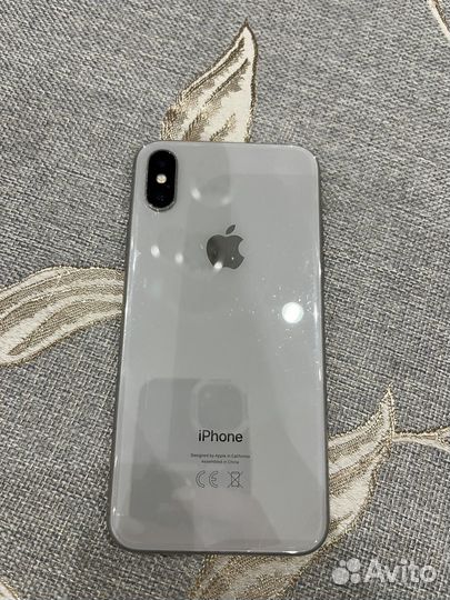 iPhone X, 64 ГБ