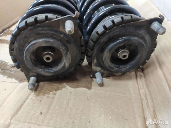 Комплект стоек с пружинами