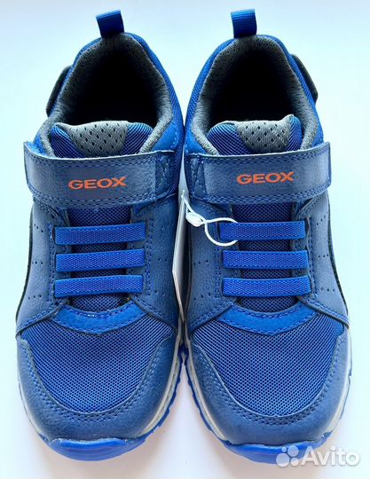 29, 30, 31, 32, 33, 34 Новые кроссовки Geox