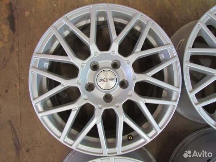 Диски Nissan R17 Литые 5x114.3 J7 HS