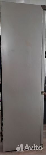 Холодильник Zanussi ZRB 334 SO