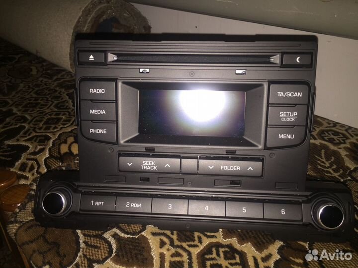 Родной приёмник Hyundai Elantra 2017