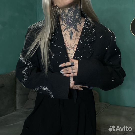 Апсайклинг пиджак кроп