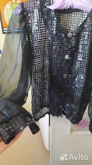 Чёрная блузка