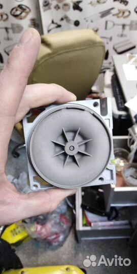 Нагнетатель воздуха 12В hydronic