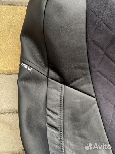 Чехлы из алькантары Ромб для Toyota Rav4