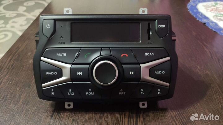 Магнитола LADA vesta и рамка