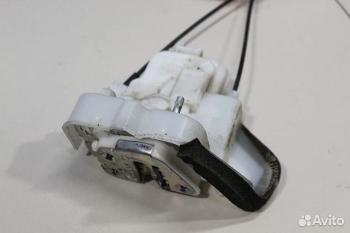 Замок двери задней левой Subaru Impreza G12 2007-2012