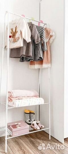 Вешалка для одежды напольная