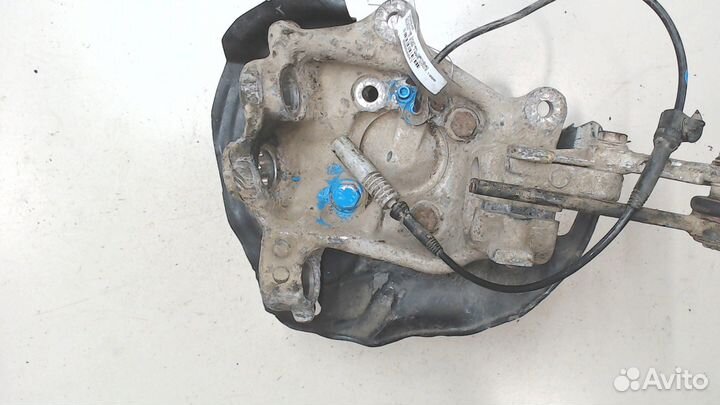 Ступица (кулак, цапфа) левая передняя BMW 5 E39