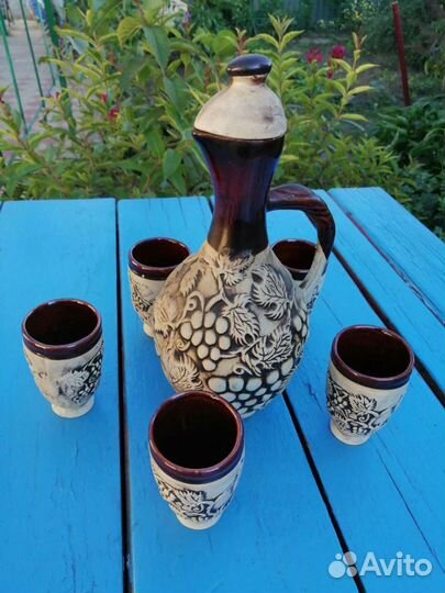 Графин со стаканами