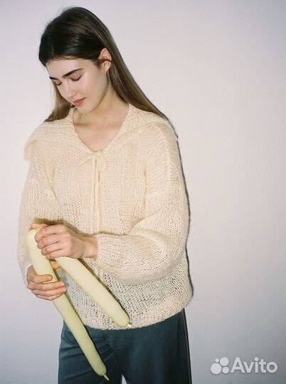 Свитер ручной работы в цвете сливочного масла