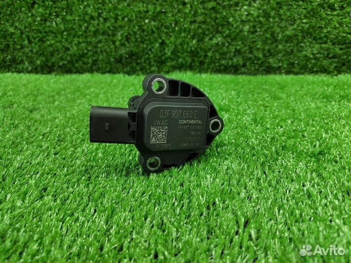 Датчик уровня масла Audi Volkswagen VAG