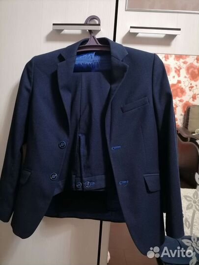 Школьный костюм для мальчика 134 и 140