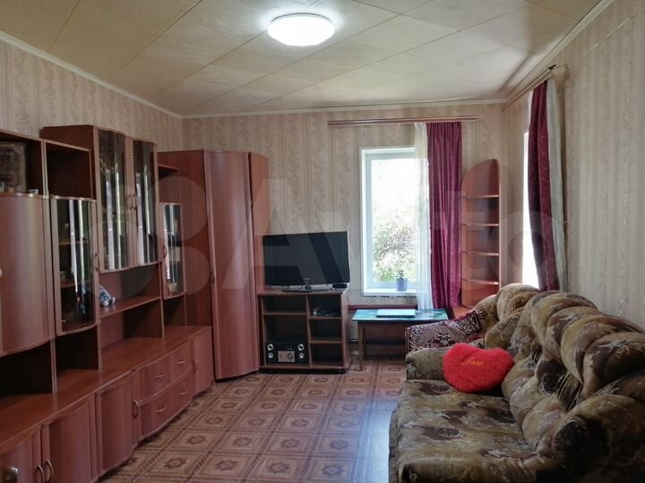 Дом 45 м² на участке 5 сот.