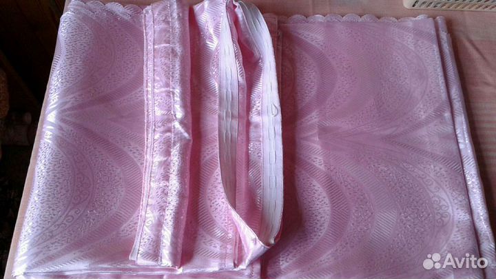 Шторы разные, скатерти