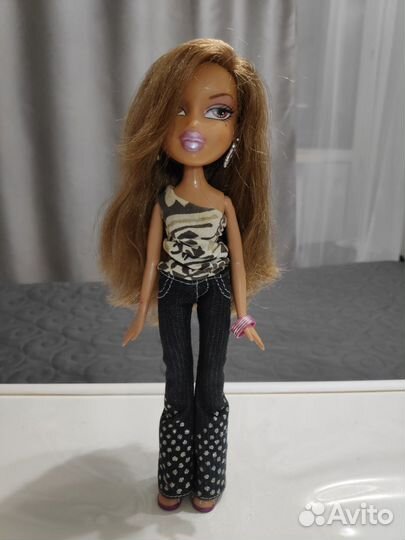 Кукла Bratz