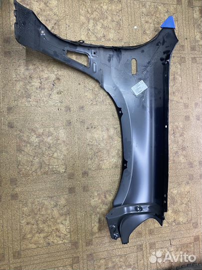Капот.Крыло левоеТойота RAV 4 1995-2000г