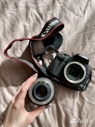 Цифровая камера Canon EOS-500D Kit 18-135mm