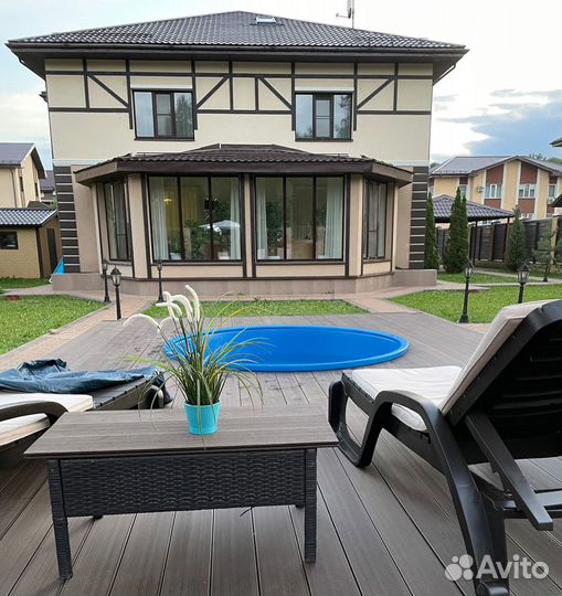 Детский бассейн