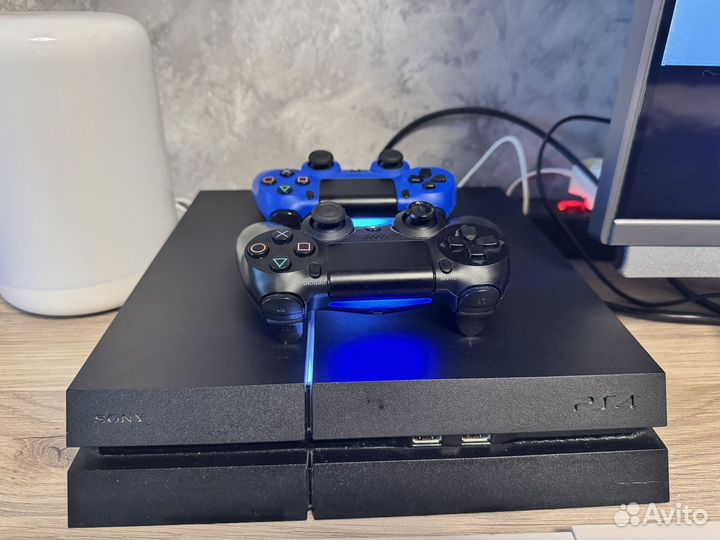 Sony playstation 4