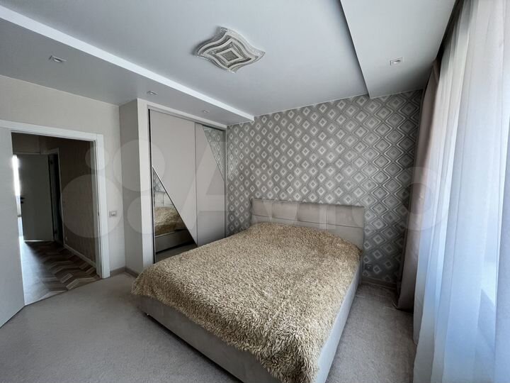 3-к. квартира, 88 м², 9/15 эт.