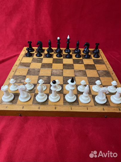 Шахматы СССР №105 карболитовые