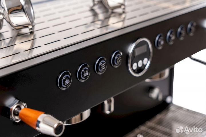 Кофемашина рожковая для кофейни