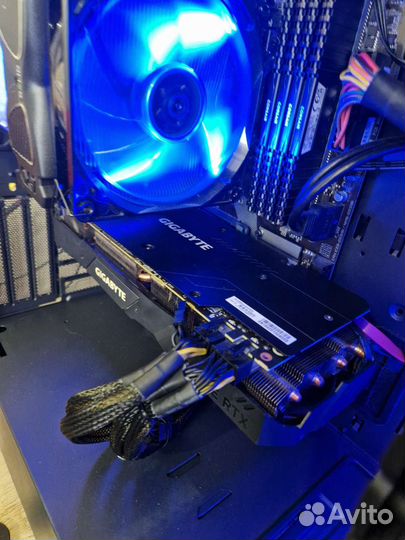 Видеокарта RTX 2080 super в идеальном состоянии