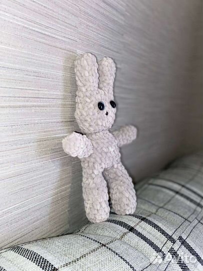 Плюшевый заяц, игрушки из пряжи