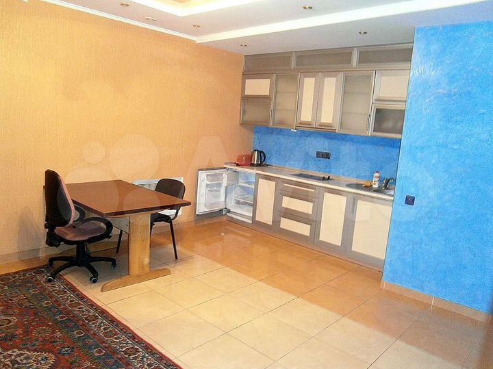 1-к. квартира, 40 м², 1/3 эт.