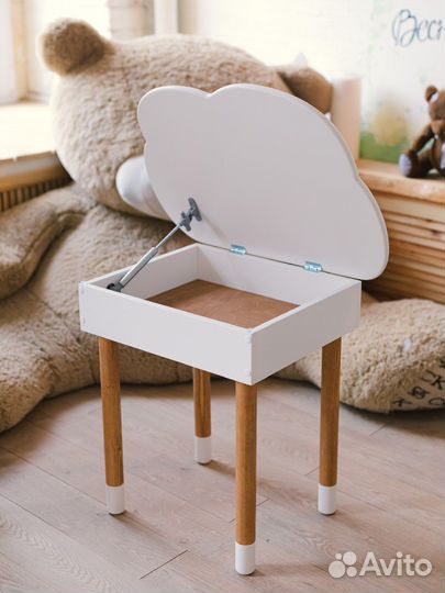 Детский стол пенал и стульчик