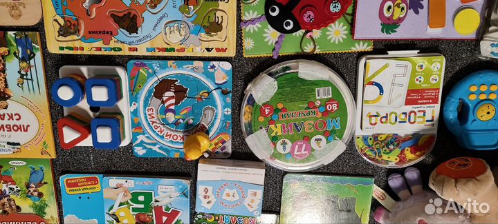 Развивающие игрушки и книги пакетом