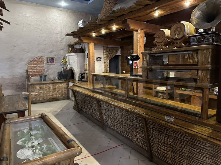 Общепит, 230 м²