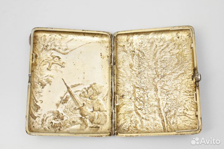 Редкий старинный серебряный портсигар Богатырь