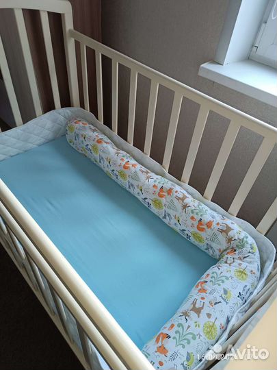 Бортики в кроватку