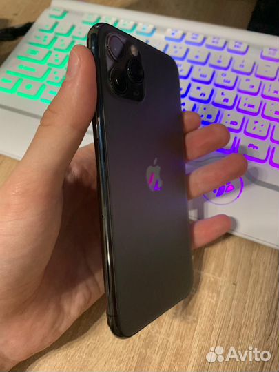 iPhone 11 Pro, 64 ГБ
