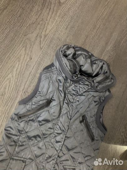 Безрукавка женская