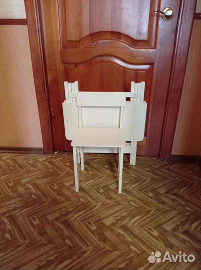 Детский стол и стул